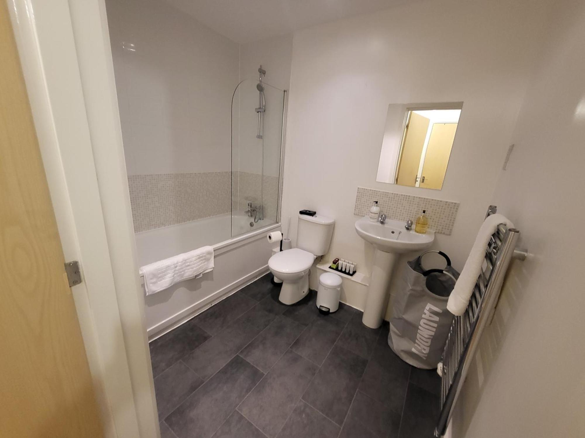 Garland Central City Apartment London 2 Екстер'єр фото